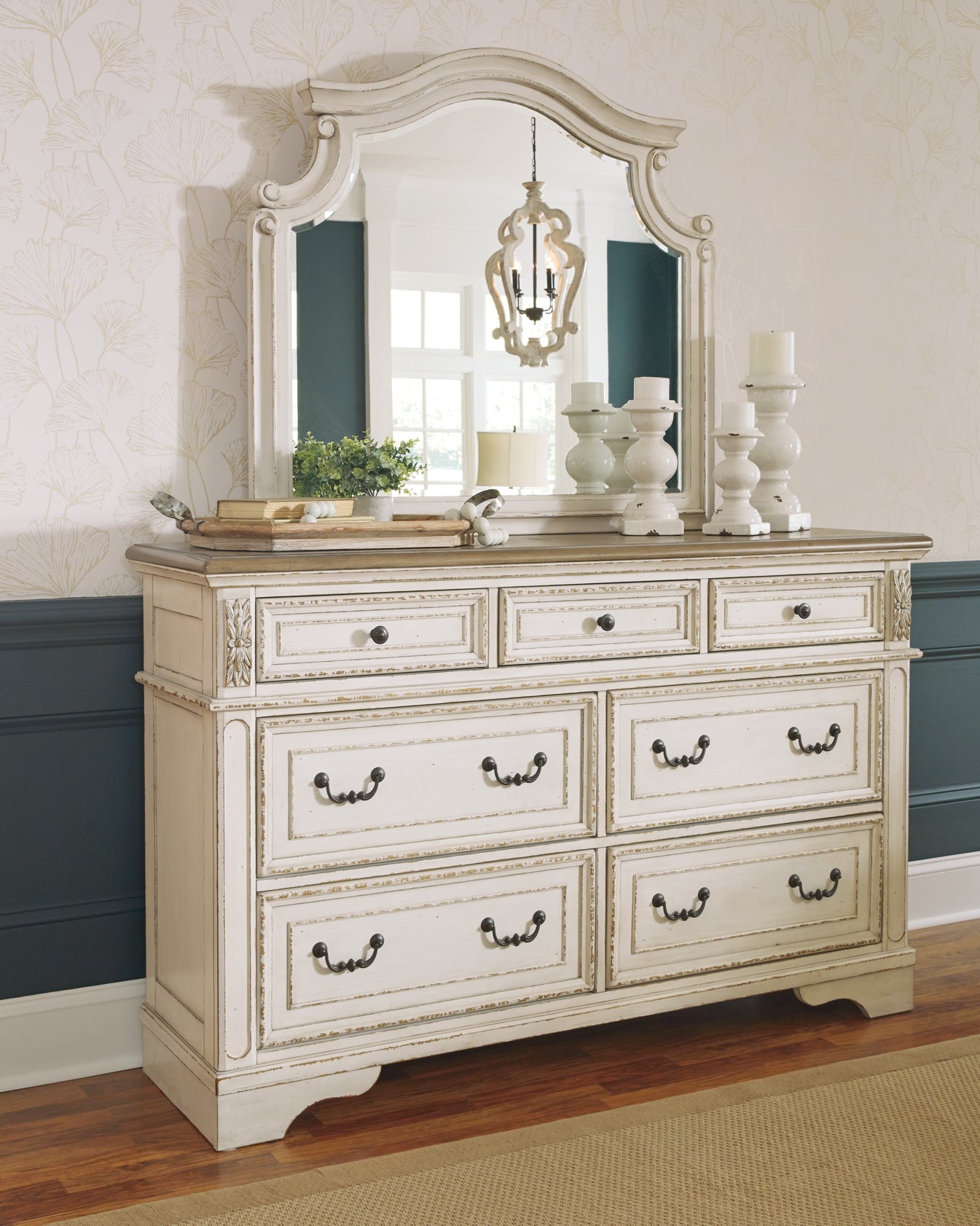 Realyn Queen Upholstered Panel Bed with Mirrored Dresser and Chest